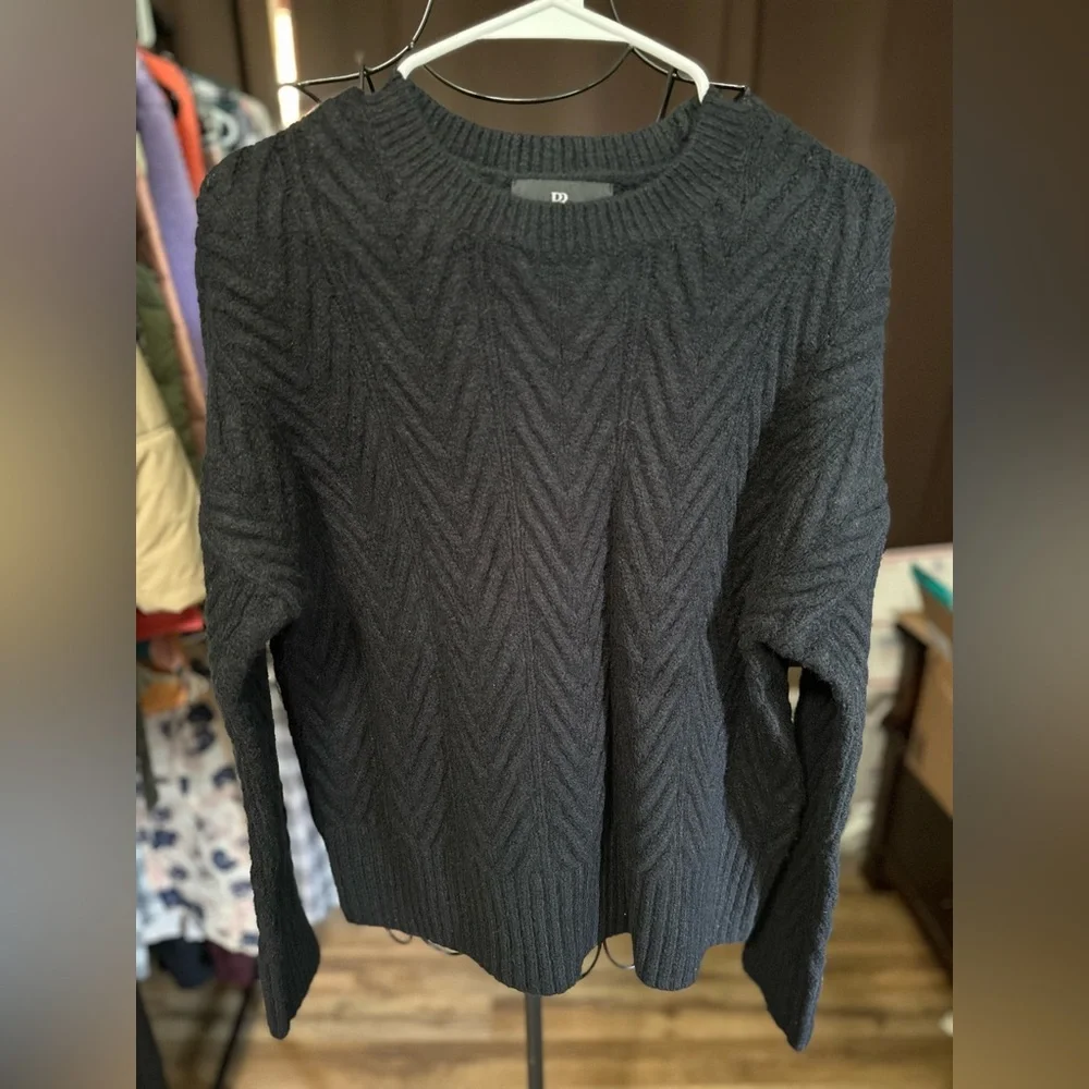 Banana‎ Republic XS Black Relaxed Crew Neck Sweater